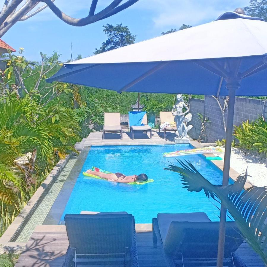 Dream Beach Hostel Lembongan Exterior photo