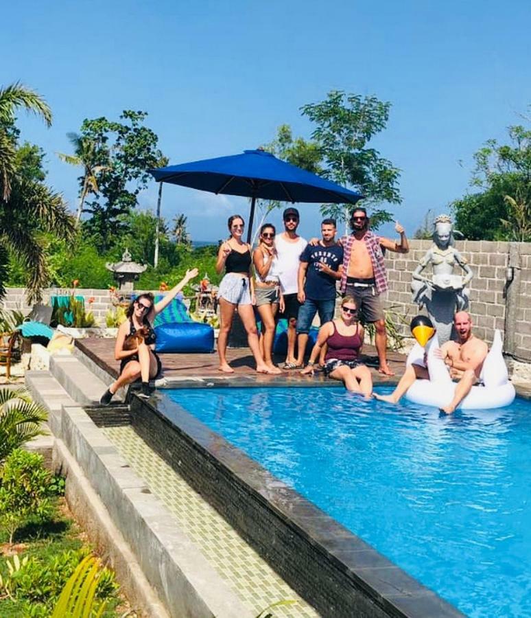 Dream Beach Hostel Lembongan Exterior photo