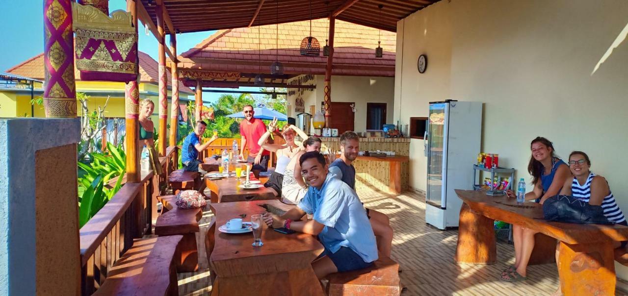 Dream Beach Hostel Lembongan Exterior photo